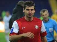 Бартулович снова забивает луганчанам (http://www.ua-football.com/)