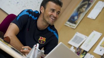 "Барселона" объявила о назначении Луиса Энрике (http://www.footboom.com/)