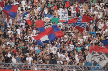 За 12 часов продано более 5 тыс. билетов на ответный матч "Хайдука" и "Днепра"
