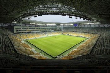 УЕФА наказал ФФУ и "Арену Львов" за матч с Македонией