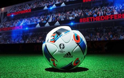 Зидан представил официальный мяч Euro-2016 (ФОТО)