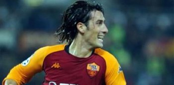 7 апреля дни рождения празднуют Марко Дельвеккио и Мартин Касерес