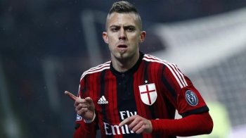 Форвард "Милана" может продолжить карьеру в "Бордо"