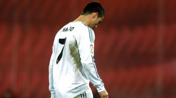 Роналду дисквалифицирован на пять матчей за толчок арбитра в Суперкубке Испании