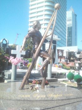 Памятник Гусину откроют 26-го сентября