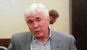 Евгений ЛОВЧЕВ: "Киевляне заманивали валютой"