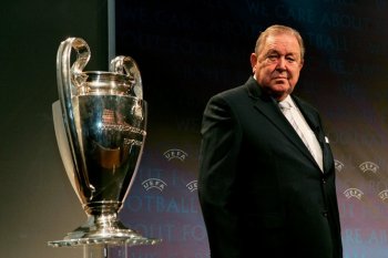 Скончался экс-президент УЕФА Леннарт Юханссон