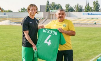 Бывший игрок "Кальяри" Илья Брюхов вернулся в Украину