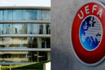 Официально. УЕФА перенес на неопределенный срок все июньские матчи сборных и все еврокубковые даты