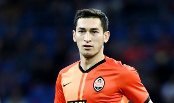 8 августа родились Тарас Степаненко и Луи ван Галь